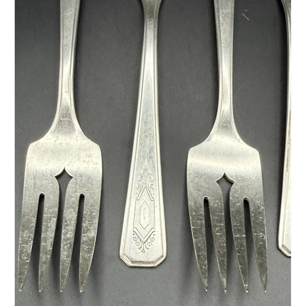 VTG Oneida WM. A. Rogers Croydon Mary Lee Silverplate Salad Fork 1932 Set Of 6